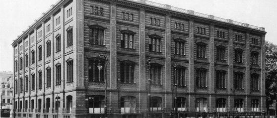 Forsa-Umfrage zur Wiedererrichtung der Bauakademie: Zwei Drittel für historische Fassaden